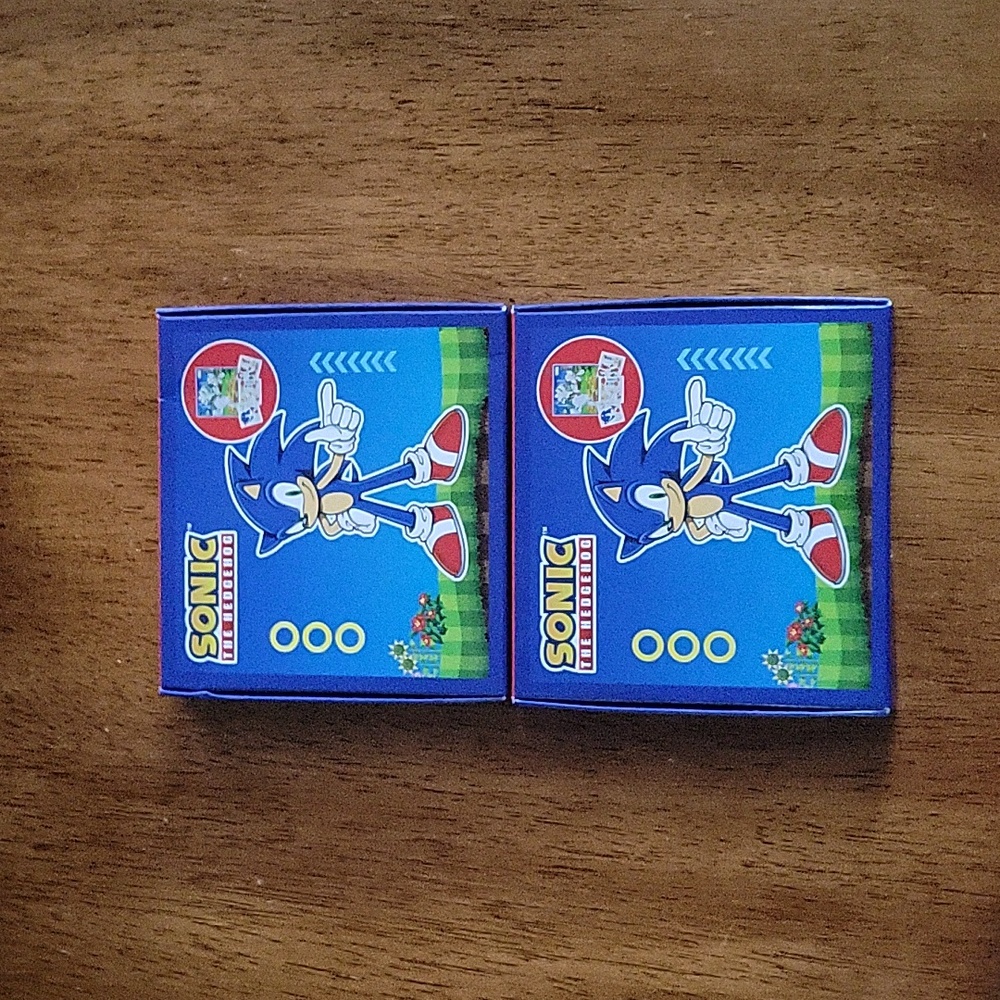 2 Sonic the Hedgehog McDonalds Happy Meal Toys from France, New